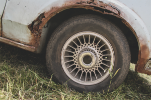  Hoe zich te ontdoen van roest op de carrosserie