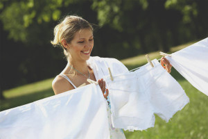  Hoe zich te ontdoen van zweetvlekken op kleding