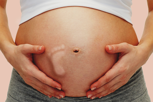  Wie beruhigt man das Baby im Bauch?