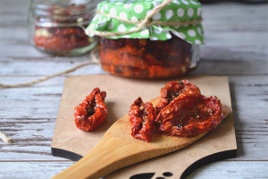  Hoe gedroogde tomaten te koken