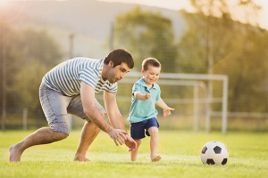  Hoe een kind aan sport te leren