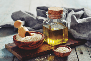  Application of sesame oil for hair