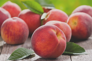  The benefits and harm of peaches