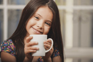  Können Kinder Kaffee trinken?